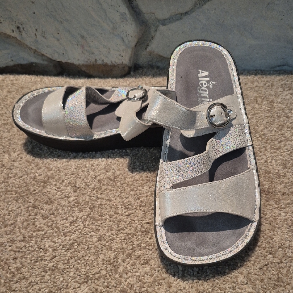 Alegria Silver Sandals with Cushioned Comfort Size EU 38 US 7.5 New
